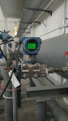 高精度压力变送器管道测量